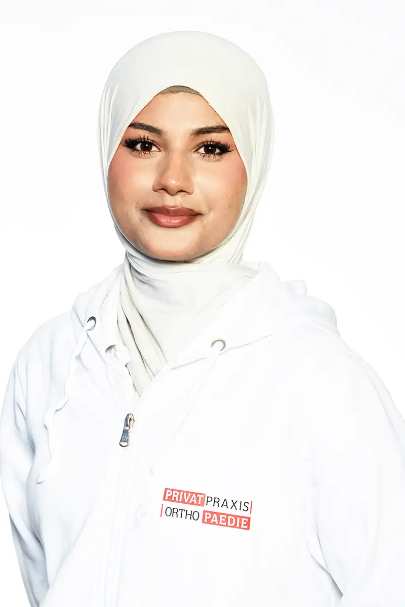 Porträtbild Amina Alali